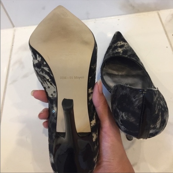 Guess Leopard Print Heels - Picture 5 of 7